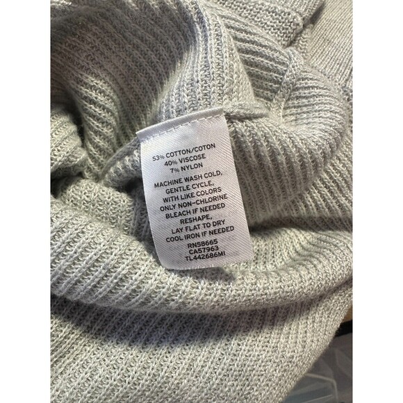 Leith V Neck Grey Viscose Blend Sweater  Soft, Casual lightweight Size S - Picture 4 of 4